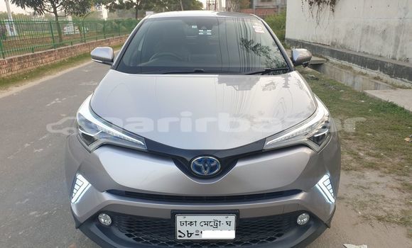 Buy Used 2017 Toyota CH-R in Dhaka, Dhaka Buy Used 2017 Toyota CH-R in Dhaka, Dhaka