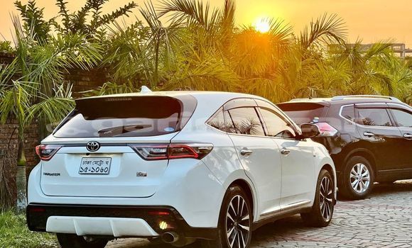 কেনা ব্যবহৃত Toyota Harrier White গাড়ী মধ্যে ঢাকা মধ্যে Dhaka কেনা ব্যবহৃত Toyota Harrier White গাড়ী মধ্যে ঢাকা মধ্যে Dhaka