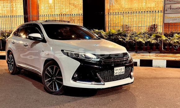 কেনা ব্যবহৃত Toyota Harrier White গাড়ী মধ্যে ঢাকা মধ্যে Dhaka কেনা ব্যবহৃত Toyota Harrier White গাড়ী মধ্যে ঢাকা মধ্যে Dhaka