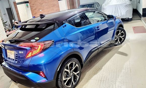 Buy Used 2017 Toyota CH-R in Dhaka, Dhaka Buy Used 2017 Toyota CH-R in Dhaka, Dhaka