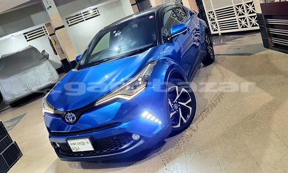 Buy Used 2017 Toyota CH-R in Dhaka, Dhaka Buy Used 2017 Toyota CH-R in Dhaka, Dhaka