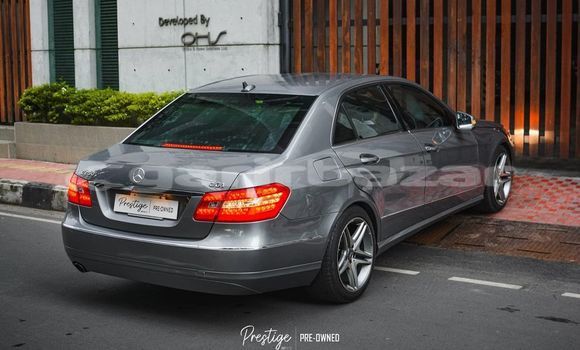 কেনা ব্যবহৃত Mercedes-Benz E–Class Silver গাড়ী মধ্যে ঢাকা মধ্যে Dhaka কেনা ব্যবহৃত Mercedes-Benz E–Class Silver গাড়ী মধ্যে ঢাকা মধ্যে Dhaka