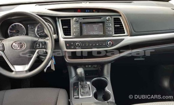 Buy Import 2018 Toyota Highlander in Import - Dubai, Bandarban Buy Import 2018 Toyota Highlander in Import - Dubai, Bandarban