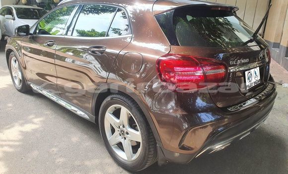 কেনা ব্যবহৃত Mercedes-Benz CLA Brown গাড়ী মধ্যে ঢাকা মধ্যে Dhaka কেনা ব্যবহৃত Mercedes-Benz CLA Brown গাড়ী মধ্যে ঢাকা মধ্যে Dhaka