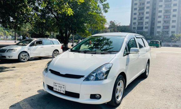 Buy Used 2005 Toyota Wish in Dhaka, Dhaka Buy Used 2005 Toyota Wish in Dhaka, Dhaka