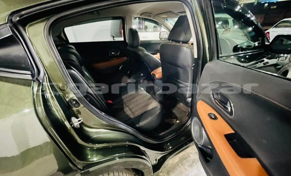 Buy Used 2014 Honda Vezel in Dhaka, Dhaka Buy Used 2014 Honda Vezel in Dhaka, Dhaka