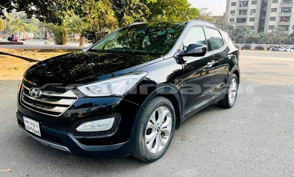 Buy Used 2013 Hyundai Santa Fe in Dhaka, Dhaka Buy Used 2013 Hyundai Santa Fe in Dhaka, Dhaka