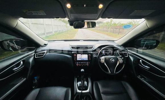 Buy Used 2015 Nissan X-Trail in Dhaka, Dhaka Buy Used 2015 Nissan X-Trail in Dhaka, Dhaka