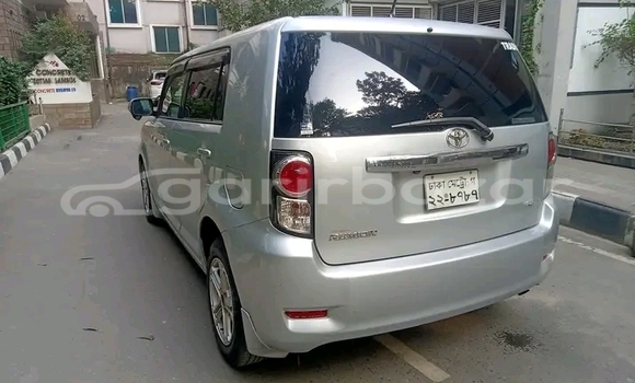 Buy Used Toyota RUMION in Bhaluka, Maimansingh Buy Used Toyota RUMION in Bhaluka, Maimansingh