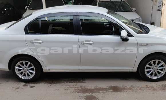 কেনা আমদানি Toyota Axio White গাড়ী মধ্যে ঢাকা মধ্যে Dhaka কেনা আমদানি Toyota Axio White গাড়ী মধ্যে ঢাকা মধ্যে Dhaka
