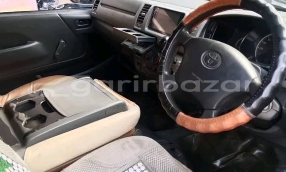 Buy Used Toyota Hi-ace in Badarganj, Rangpur Buy Used Toyota Hi-ace in Badarganj, Rangpur