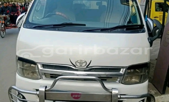 Buy Used Toyota Hi-ace in Badarganj, Rangpur Buy Used Toyota Hi-ace in Badarganj, Rangpur