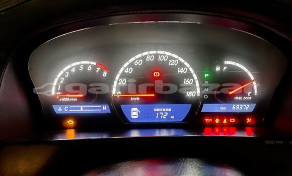 Buy Used 2004 Toyota Crown in Dhaka, Dhaka Buy Used 2004 Toyota Crown in Dhaka, Dhaka