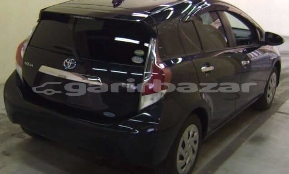 Buy Import Toyota Aqua in Dhaka, Dhaka Buy Import Toyota Aqua in Dhaka, Dhaka