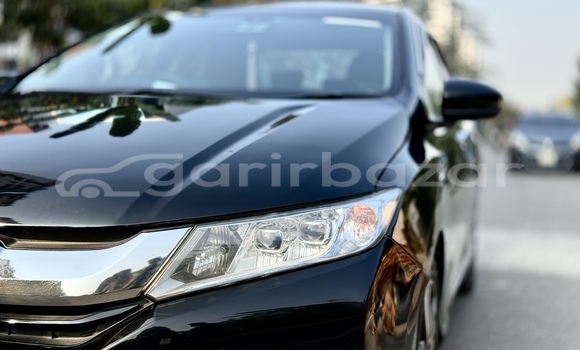 Buy Used 2014 Honda Grace in Dhaka, Dhaka Buy Used 2014 Honda Grace in Dhaka, Dhaka