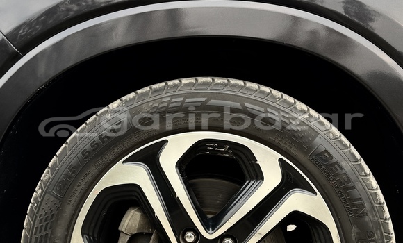 Buy Used 2014 Honda Vezel in Dhaka, Dhaka Buy Used 2014 Honda Vezel in Dhaka, Dhaka