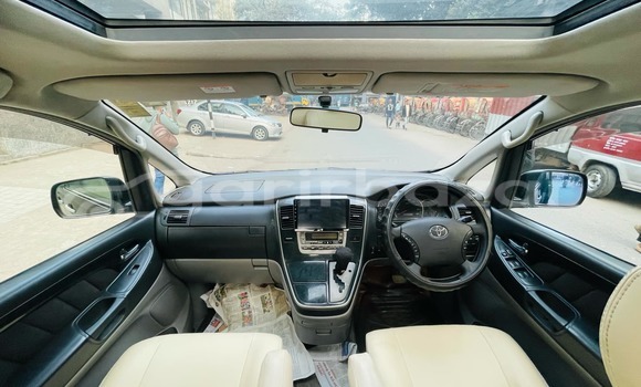 Buy Used 2003 Toyota Alphard in Dhaka, Dhaka Buy Used 2003 Toyota Alphard in Dhaka, Dhaka