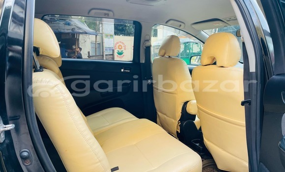 Buy Used 2003 Toyota Wish in Dhaka, Dhaka Buy Used 2003 Toyota Wish in Dhaka, Dhaka