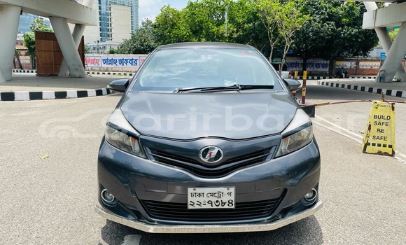 Buy Used 2011 Toyota Vitz in Dhaka, Dhaka Buy Used 2011 Toyota Vitz in Dhaka, Dhaka