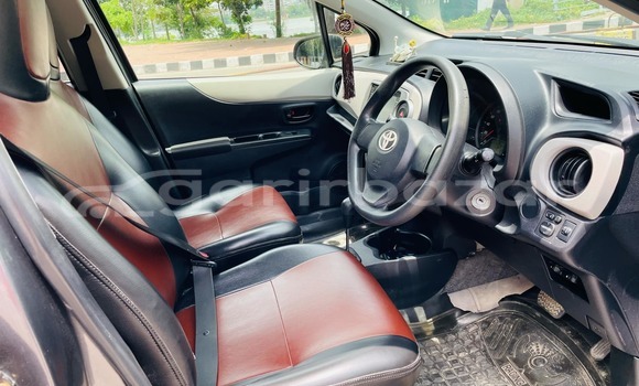 Buy Used 2011 Toyota Vitz in Dhaka, Dhaka Buy Used 2011 Toyota Vitz in Dhaka, Dhaka