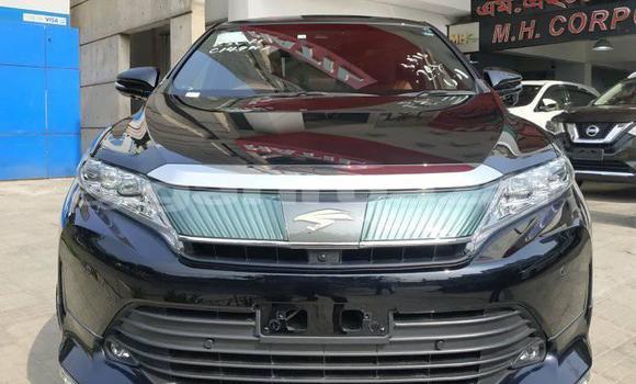 Buy Import 2018 Toyota Harrier in Dhaka, Dhaka Buy Import 2018 Toyota Harrier in Dhaka, Dhaka