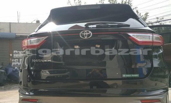 Buy Import 2018 Toyota Harrier in Dhaka, Dhaka Buy Import 2018 Toyota Harrier in Dhaka, Dhaka