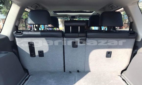 Buy Import Toyota Land Cruiser Prado in Dhaka, Dhaka Buy Import Toyota Land Cruiser Prado in Dhaka, Dhaka