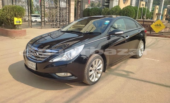 Buy Used 2011 Hyundai Sonata in Dhaka, Dhaka Buy Used 2011 Hyundai Sonata in Dhaka, Dhaka