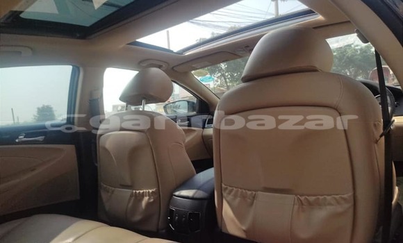 Buy Used 2011 Hyundai Sonata in Dhaka, Dhaka Buy Used 2011 Hyundai Sonata in Dhaka, Dhaka