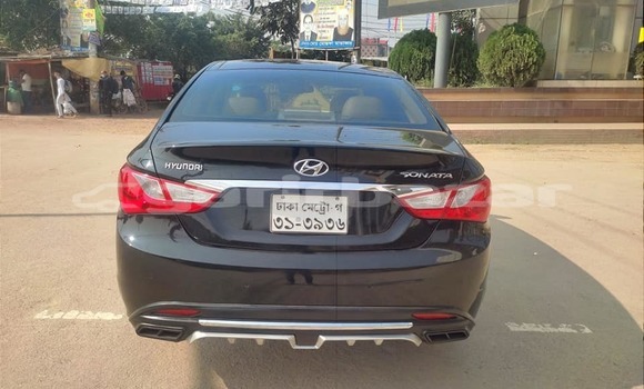 Buy Used 2011 Hyundai Sonata in Dhaka, Dhaka Buy Used 2011 Hyundai Sonata in Dhaka, Dhaka