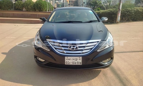 Buy Used 2011 Hyundai Sonata in Dhaka, Dhaka Buy Used 2011 Hyundai Sonata in Dhaka, Dhaka