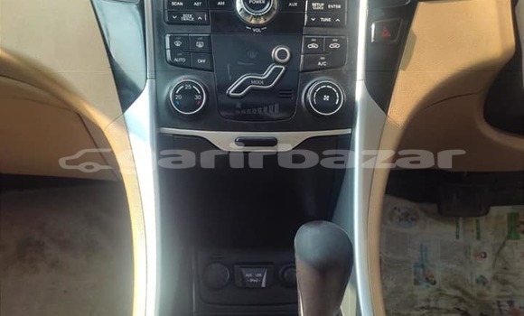 Buy Used 2011 Hyundai Sonata in Dhaka, Dhaka Buy Used 2011 Hyundai Sonata in Dhaka, Dhaka