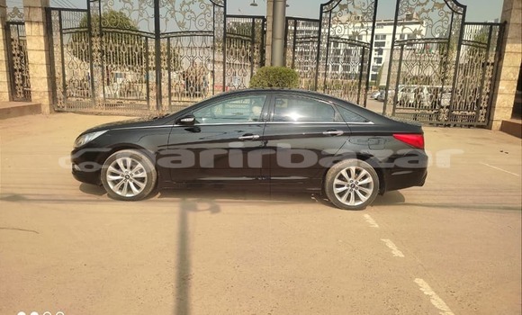 Buy Used 2011 Hyundai Sonata in Dhaka, Dhaka Buy Used 2011 Hyundai Sonata in Dhaka, Dhaka