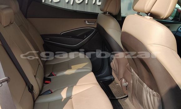 Buy Used 2017 Hyundai Santa Fe in Dhaka, Dhaka Buy Used 2017 Hyundai Santa Fe in Dhaka, Dhaka