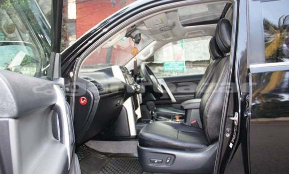 Buy Used 2011 Toyota Land Cruiser Prado in Dhaka, Dhaka Buy Used 2011 Toyota Land Cruiser Prado in Dhaka, Dhaka