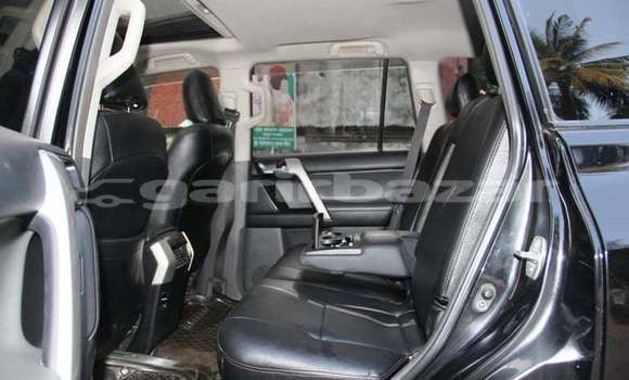 Buy Used 2011 Toyota Land Cruiser Prado in Dhaka, Dhaka Buy Used 2011 Toyota Land Cruiser Prado in Dhaka, Dhaka