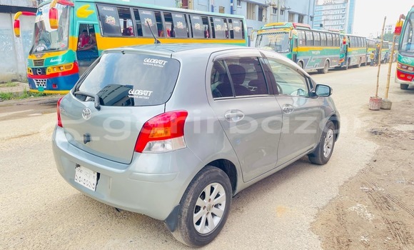 Buy Used 2009 Toyota Vitz in Dhaka, Dhaka Buy Used 2009 Toyota Vitz in Dhaka, Dhaka