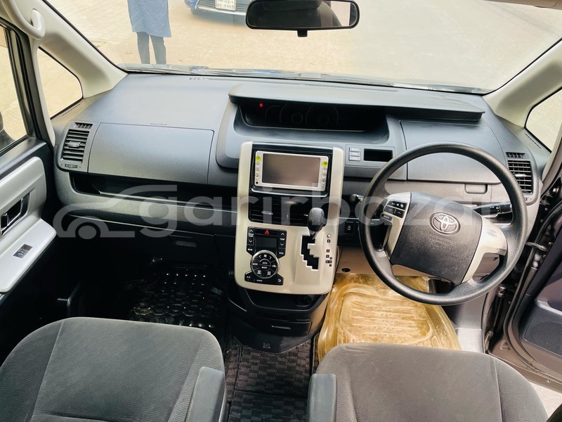 Big with watermark toyota noah x smart dhaka dhaka 35523