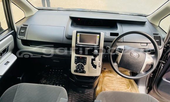 Buy Used 2011 Toyota noah x smart in Dhaka, Dhaka Buy Used 2011 Toyota noah x smart in Dhaka, Dhaka