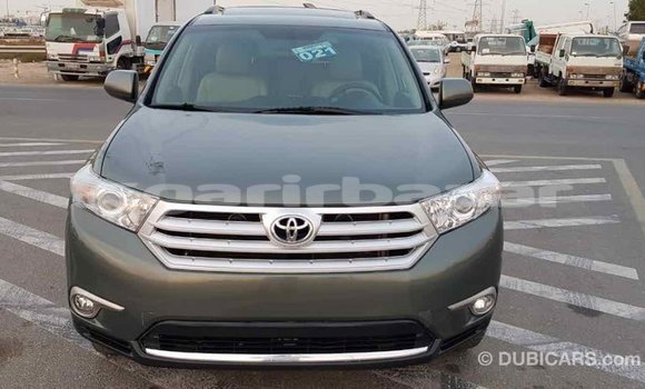 Buy Import 2013 Toyota Highlander in Import - Dubai, Bandarban Buy Import 2013 Toyota Highlander in Import - Dubai, Bandarban