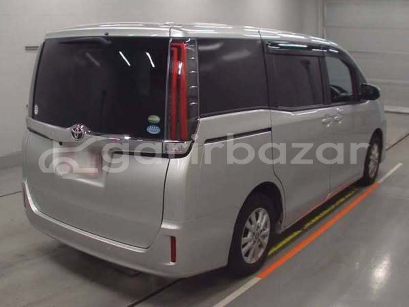 Big with watermark toyota noah dhaka dhaka 35537
