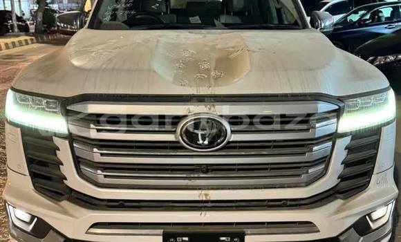 Buy Used 2022 Toyota land cruiser-prado in Dhaka, Dhaka Buy Used 2022 Toyota land cruiser-prado in Dhaka, Dhaka