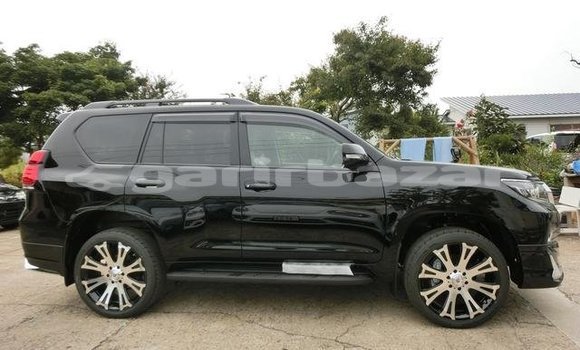 Buy Import Toyota Land Cruiser Prado in Dhaka, Dhaka Buy Import Toyota Land Cruiser Prado in Dhaka, Dhaka