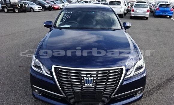 Buy Import 2016 Toyota Crown in Dhaka, Dhaka Buy Import 2016 Toyota Crown in Dhaka, Dhaka