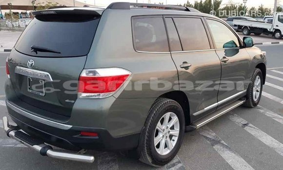 Buy Import 2013 Toyota Highlander in Import - Dubai, Bandarban Buy Import 2013 Toyota Highlander in Import - Dubai, Bandarban