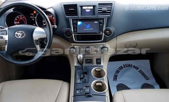 Buy Import 2013 Toyota Highlander in Import - Dubai, Bandarban Buy Import 2013 Toyota Highlander in Import - Dubai, Bandarban