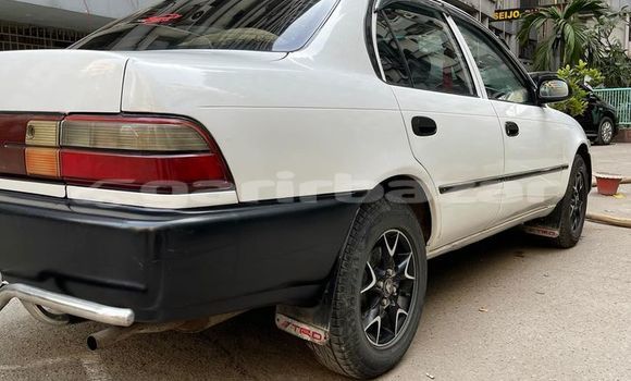 Buy Used 1994 Toyota Corolla in Dhaka, Dhaka Buy Used 1994 Toyota Corolla in Dhaka, Dhaka