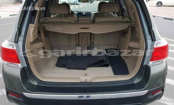 Buy Import 2013 Toyota Highlander in Import - Dubai, Bandarban Buy Import 2013 Toyota Highlander in Import - Dubai, Bandarban