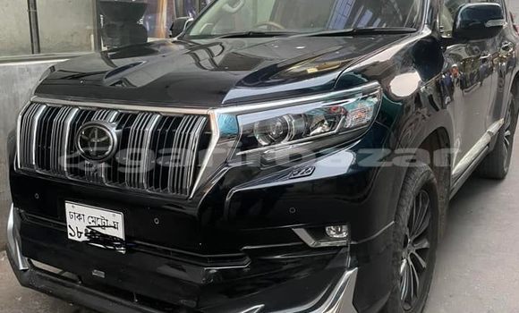 Buy Used 2017 Toyota Land Cruiser Prado in Dhaka, Dhaka Buy Used 2017 Toyota Land Cruiser Prado in Dhaka, Dhaka