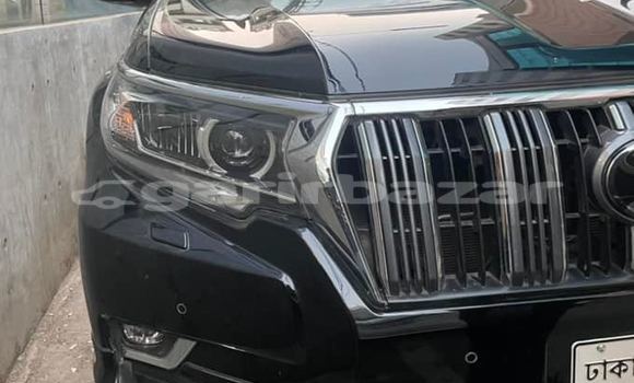 Buy Used 2017 Toyota Land Cruiser Prado in Dhaka, Dhaka Buy Used 2017 Toyota Land Cruiser Prado in Dhaka, Dhaka